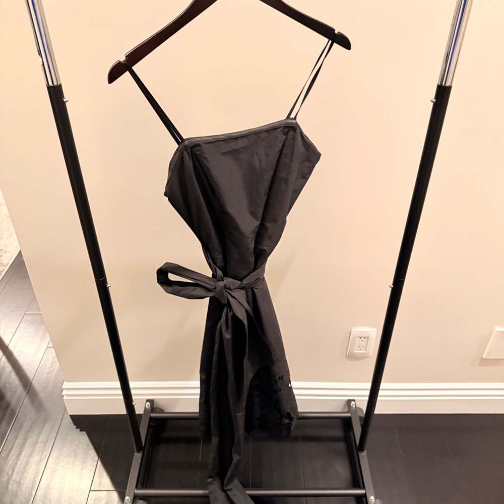 BCBG Maxazria Black Dress | LIKE NEW - Picture 1 of 4